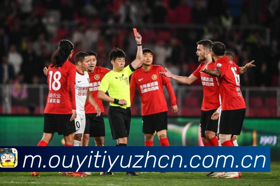 霍伊伦爆发生涯高光与竞技价值解析:最新赛事动态与深度分析 霍伊伦爆发生涯高光与竞技价值解析:最新赛事动态与深度分析